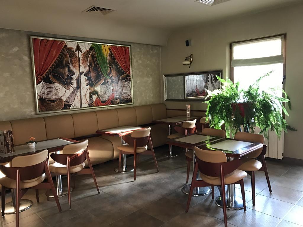 Villa Brussels 德瓦 外观 照片