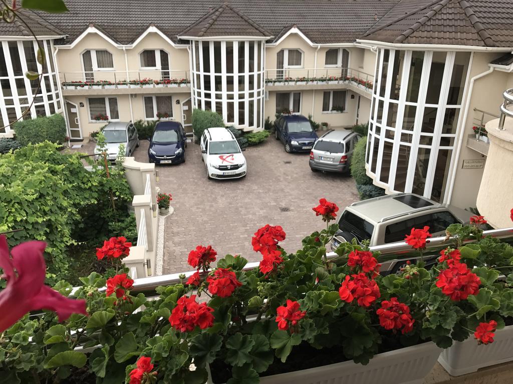 Villa Brussels 德瓦 外观 照片